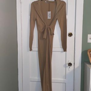 Nwt boutique long sleeve maxi dress